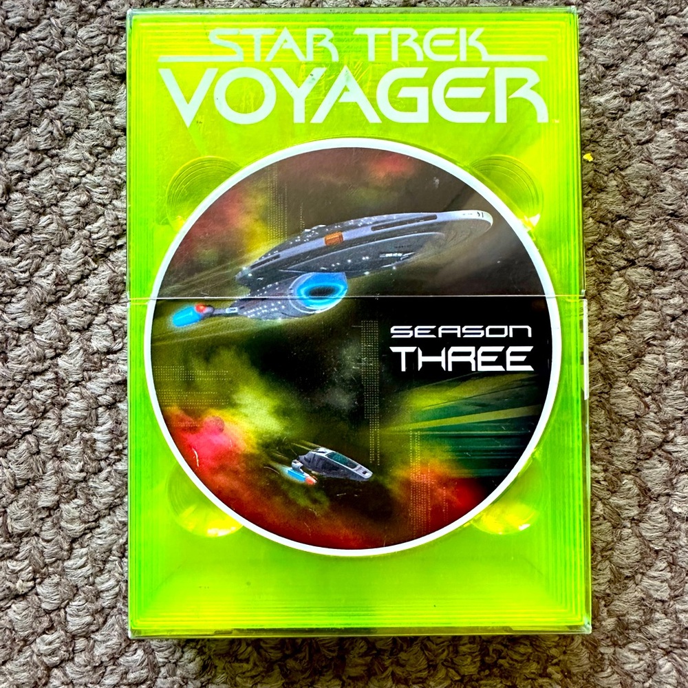 Star Trek Voyager: Season 3 DVD